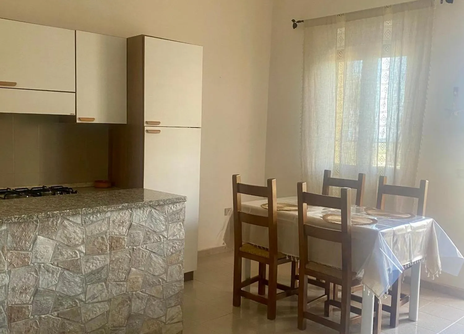 Lolli'S Corner Apartman Valledoria